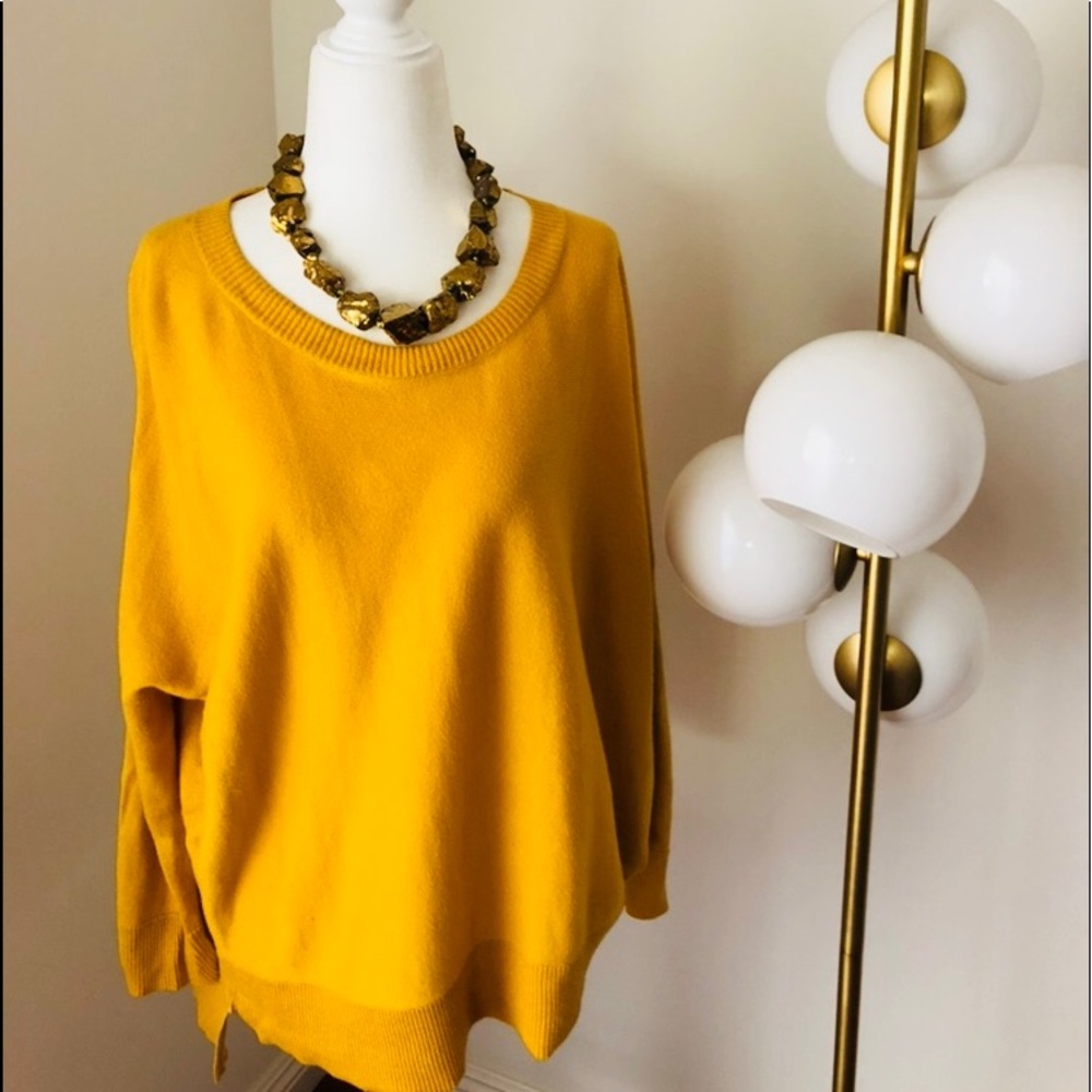 Eileen Fisher Organic Cotton Crew Neck Hi-Low Top